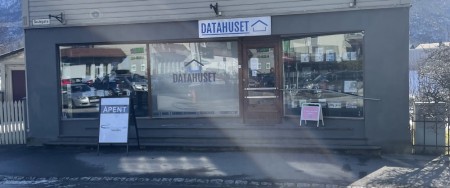 Alle varer og utstyr i butikken kan leiges ut